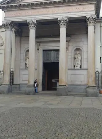 Nuovissima E Attrezzata Mansarda Nel Centro Di
