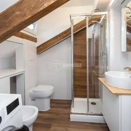 Romantica Mansarda Nel Cuore Di Τορίνο